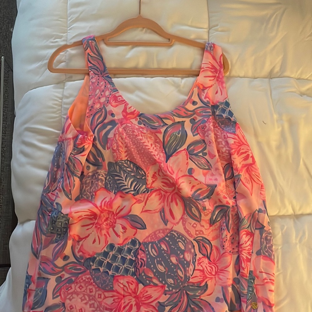 Florin sleeveless reversible top, pink isle, snappy turtle.